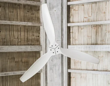 How to Use a Ceiling Fan in the Winter for Heat Circulation