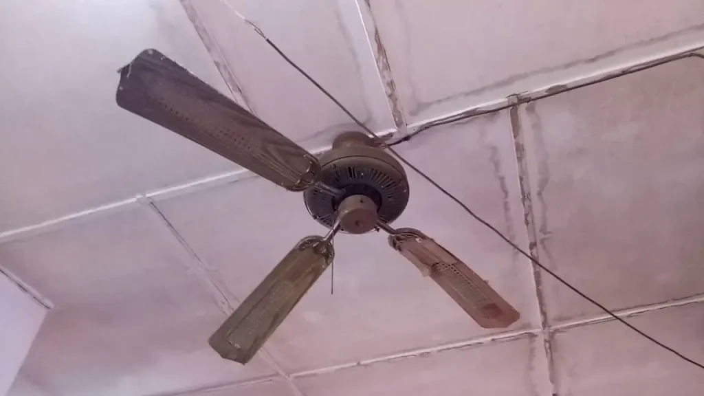 Fans with broken blades are risky to run