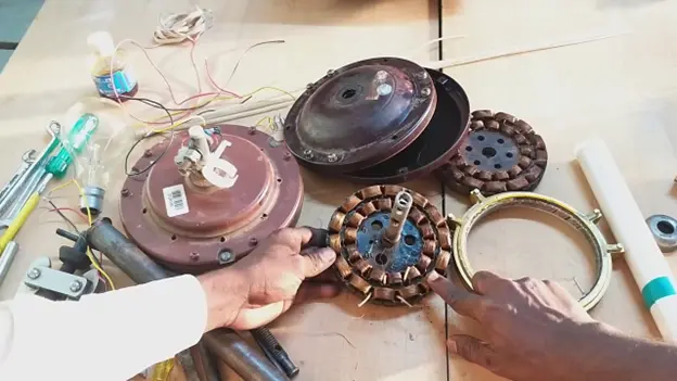 ceiling fan internals